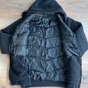 Hurley zip up jacket with liner and hoodie. Size large.